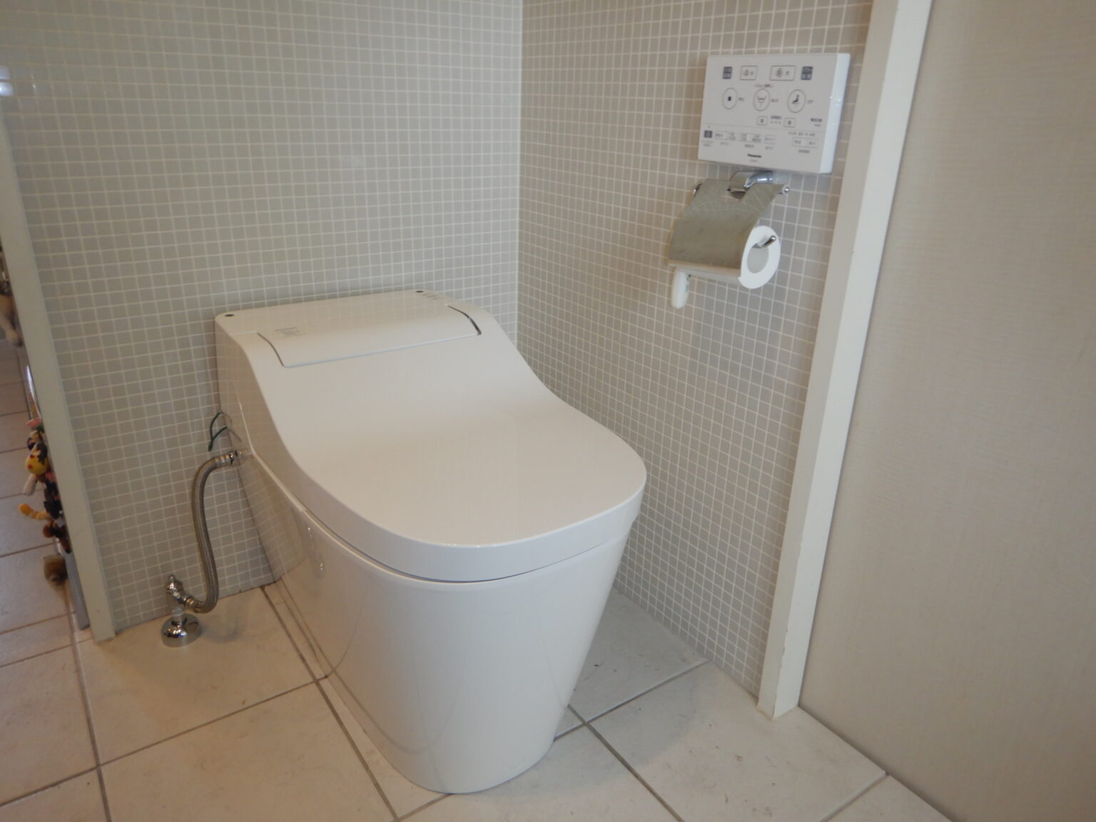 豊島区要町でトイレに検尿カップを流したつまりの修理 水のトラブル修理は水道工事エコライフ