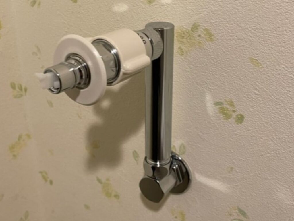 壁ピタ水栓